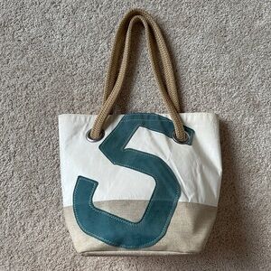 727 Sailbags White and Tan Tote Bag